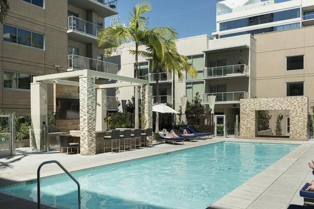 Luxurious Hollywood Dream Apartment *